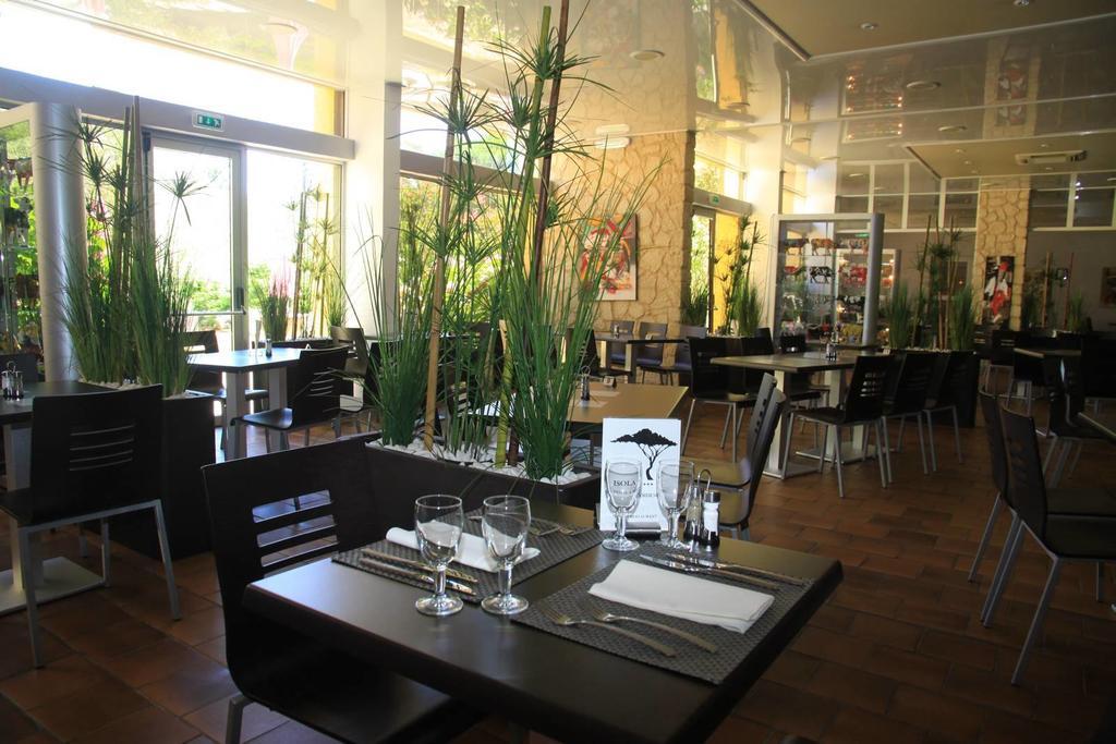 Isola Hotel Borgo  Εξωτερικό φωτογραφία