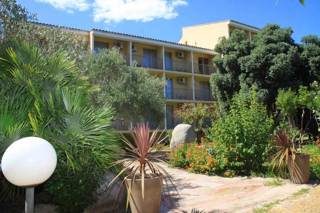 Isola Hotel Borgo  Εξωτερικό φωτογραφία
